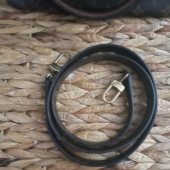 Louis Vuitton Monogram Pallas BB crossbody bag - Picture 14 of 16